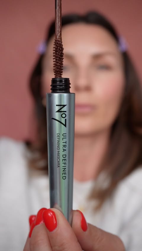 Instagram post by @nicolachapman for No7. Caption reads: Ad. @no7uk have done it again with their NEW [...].