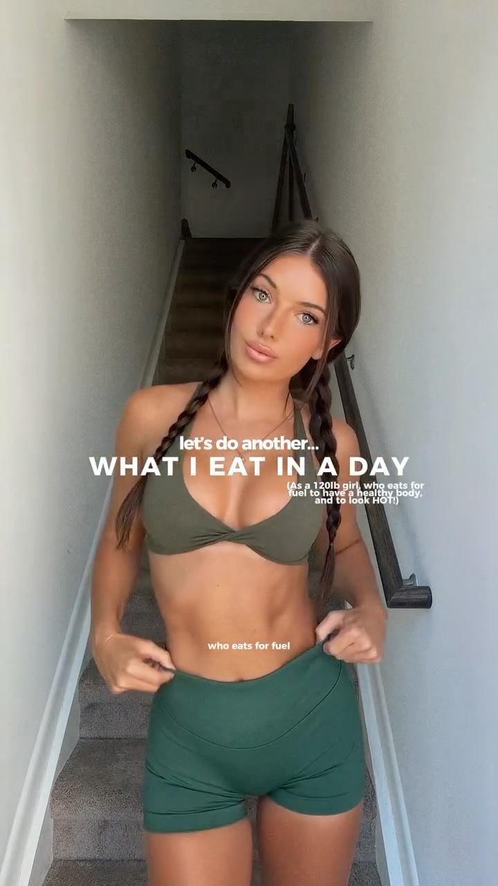 Instagram post by @shea.jones for ONE SOL. Caption reads: everything I eat on a typical week day… 🥒🥩🍌🍚....