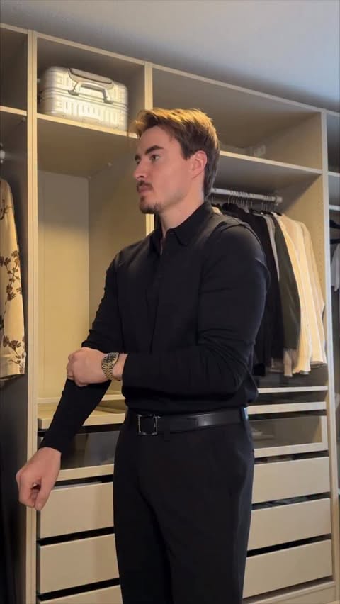 Instagram post by @markwarawa for True Classic. Caption reads: [...] and everyday essentials... True Classic is....