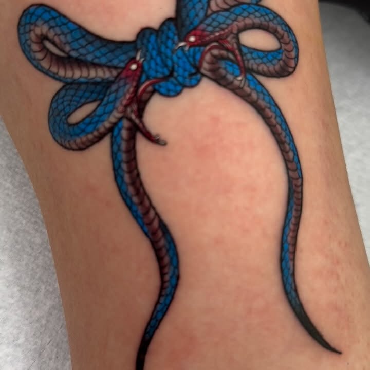 Instagram post by @sulhong_tattooer for EZ Tattoo Supply. Caption reads: Done at @redwaikiki 
Sponsored by @eztattooing....