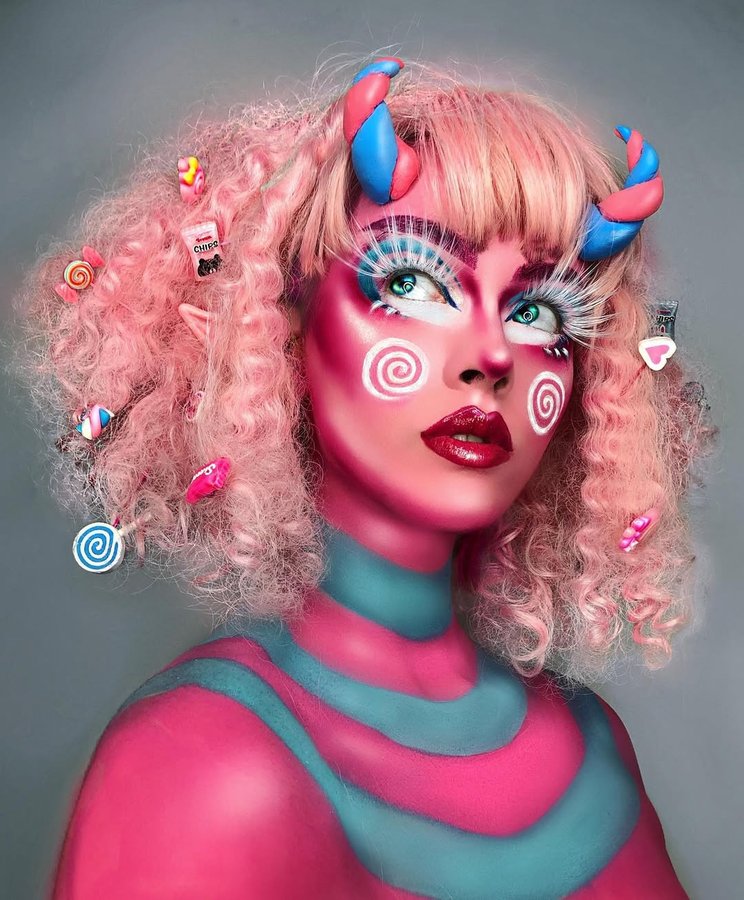 Instagram post by @artbeautychaos for Snazaroo. Caption reads: 🍬🍭Trick or Treat! 🍭🍬 
#ad - This was a fun....