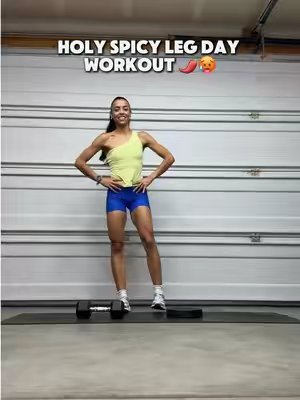 TikTok post by @lauralinolife for SHEIN Sports. Caption reads: [...] #sheinpartner #workoutoftheday #sheinsports.