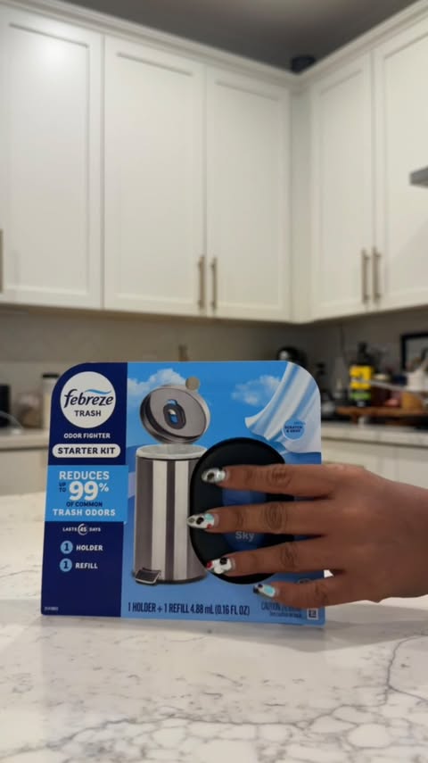Instagram post by @makethebcapital for Febreze. Caption reads: #febreze_partner If you cook as much as I do, you....