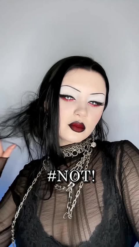 Instagram post by @vocallyshook for Anastasia Beverly Hills. Caption reads: [...] $ off/🔗 in bio⬆️) ___ ✖️Makeup:....