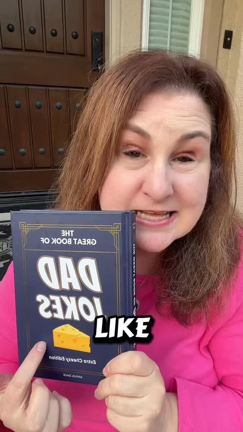 Instagram post by @mommasparkles222 for Stack Influence. Caption reads: [...] Follow @thegreatbookof_dadjokes....