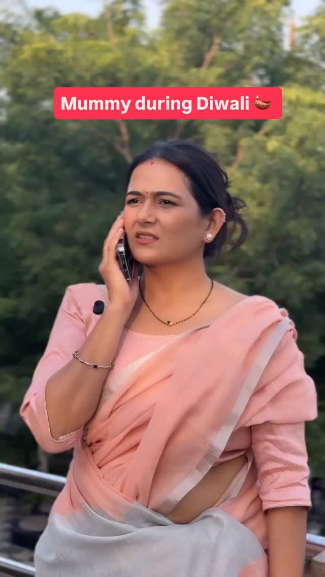 Instagram post by @ayushishukla098 for Rapido. Caption reads: Sabki mummy aisi hai ya meri mummy ka ye haal....