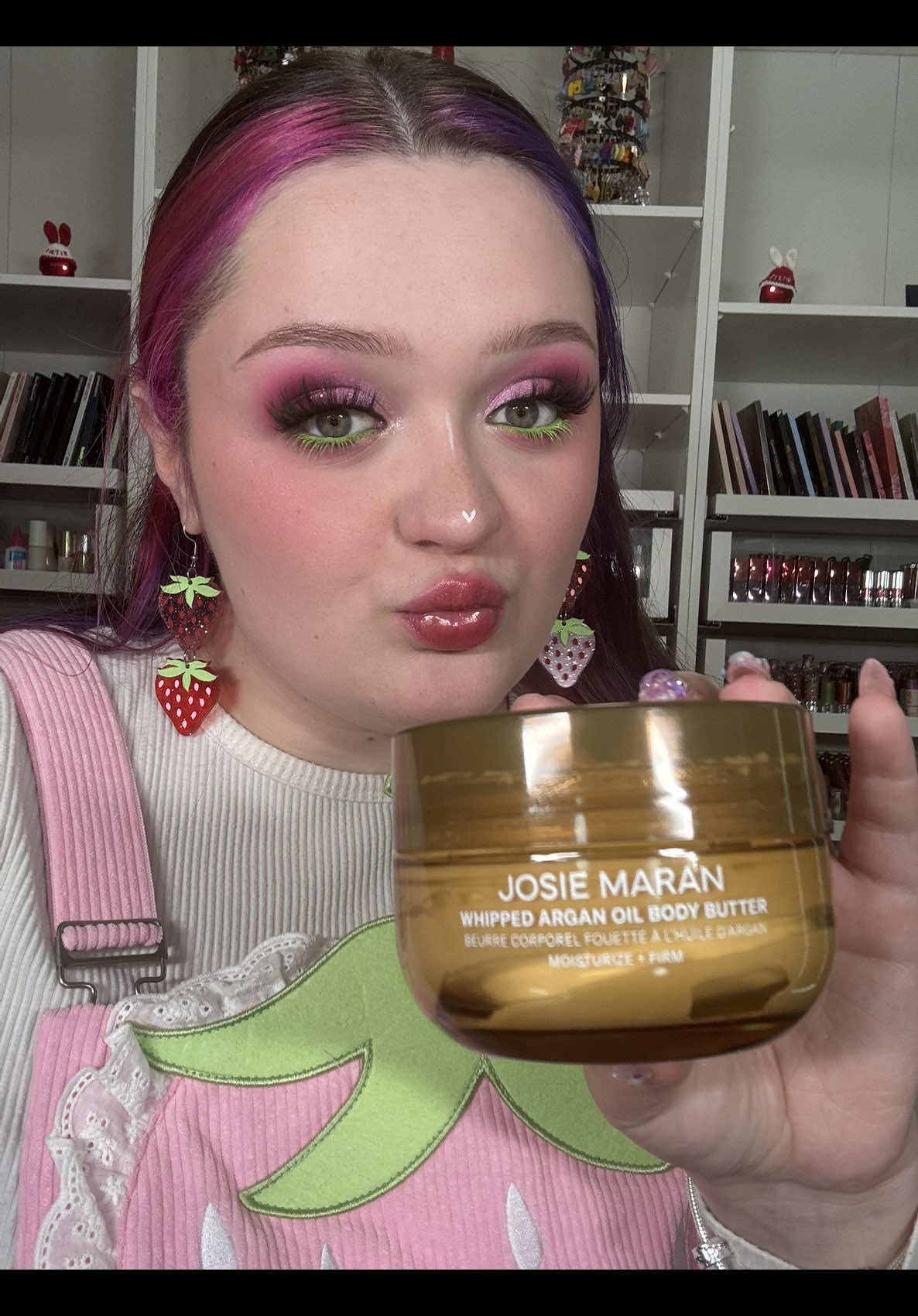 TikTok post by @linsmakeuplooks for Josie Maran. Caption reads: im supple now @Josie Maran #skincare #bodycare....