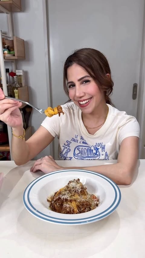 Instagram post by @anis_nabilah for Barilla. Caption reads: This weather always makes me crave something warm....