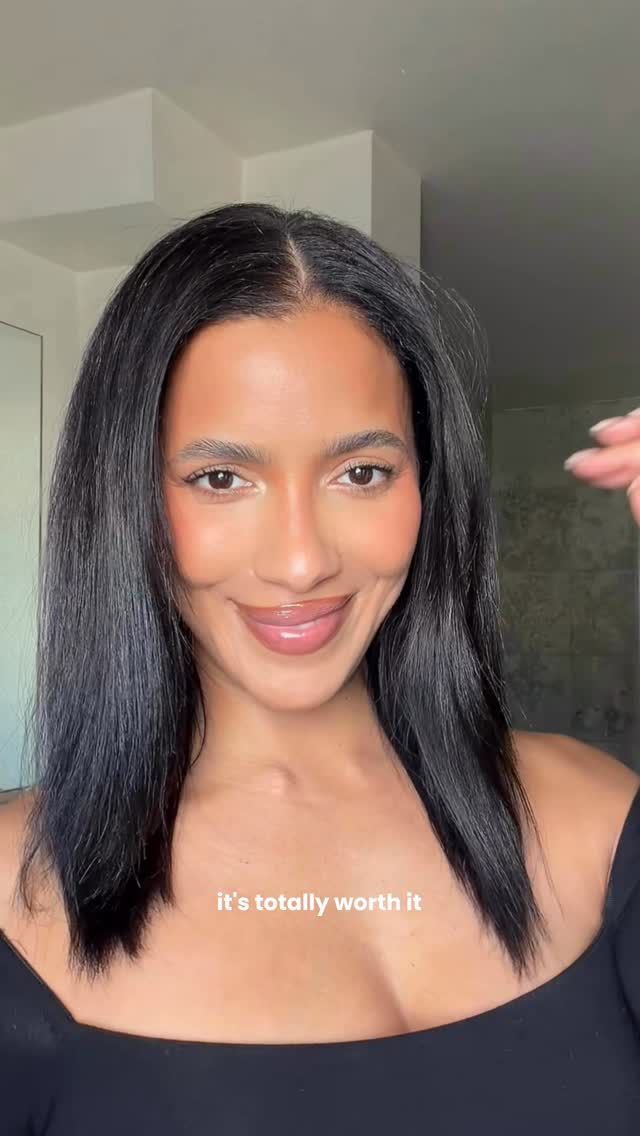 Instagram post by @officialjulissab for Viviscal. Caption reads: [...] helped keep my hair healthy and full:....
