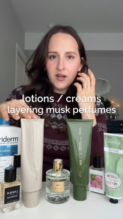 Instagram post by @kristinfragrances for The 7 Virtues. Caption reads: [...] Amande hand care
@the7virtues Amber [...].