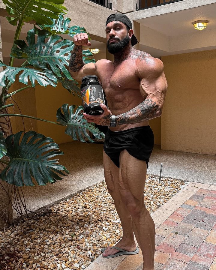 Instagram post by @lucaslakutsin for Apollon Nutrition. Caption reads: Code -15%: GIANT @apollonnutrition I have a....
