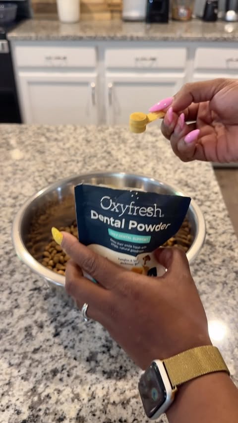 Instagram post by @thordacorso for Oxyfresh. Caption reads: #Ad Slashing oral odor with @oxyfresh Link in bio....