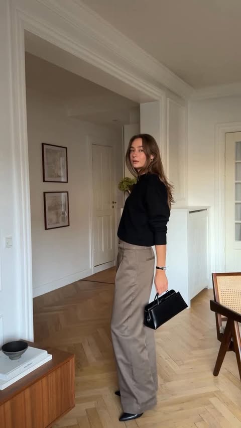 Instagram post by @sofieekruse for Everlane. Caption reads: [...] looks I’ll keep coming back to @everlane....