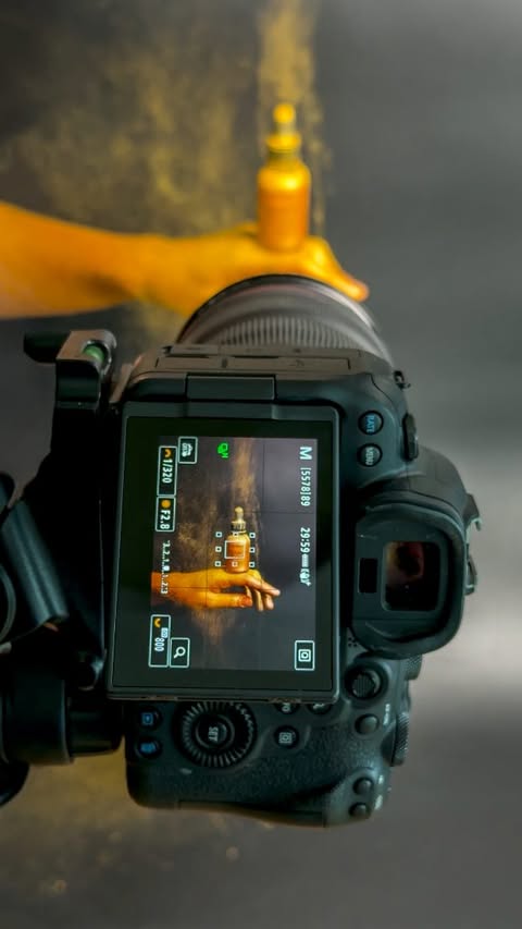 Instagram post by @ttart_photo for Photoroom. Caption reads: Photographer life be like:
golden glitter....