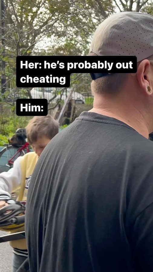 Instagram post by @_2ndlifebikes for Hiplok. Caption reads: [...] had a skidding competition sponsored by....