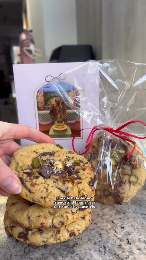 Instagram post by @freyacox_ for Moonpig. Caption reads: [...] favourite cookies and with the help of....