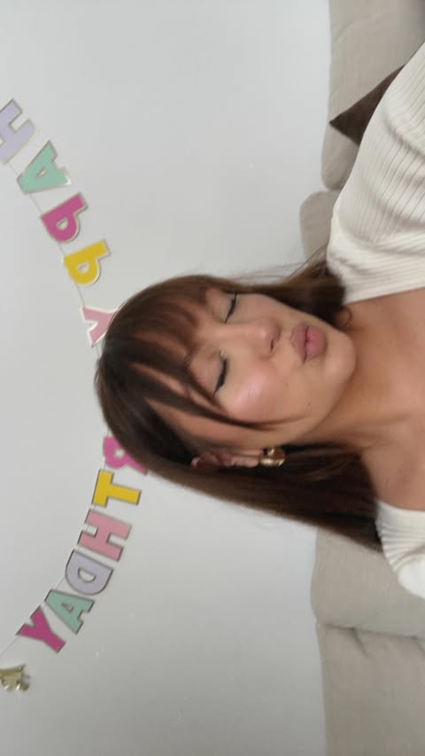 Instagram post by @elisabethh.hartmann for Luxy Hair. Caption reads: Filmed a little GRWM for my birthday over the....