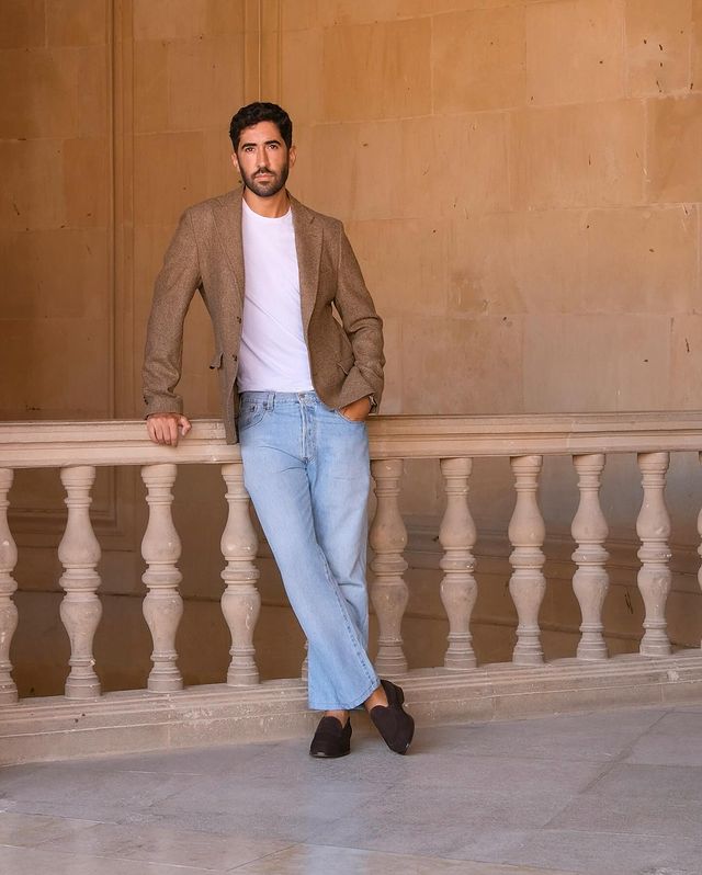 Instagram post by @iharvera for Silbon. Caption reads: @silbonmoda Granada 🦦🏸 [Publi].