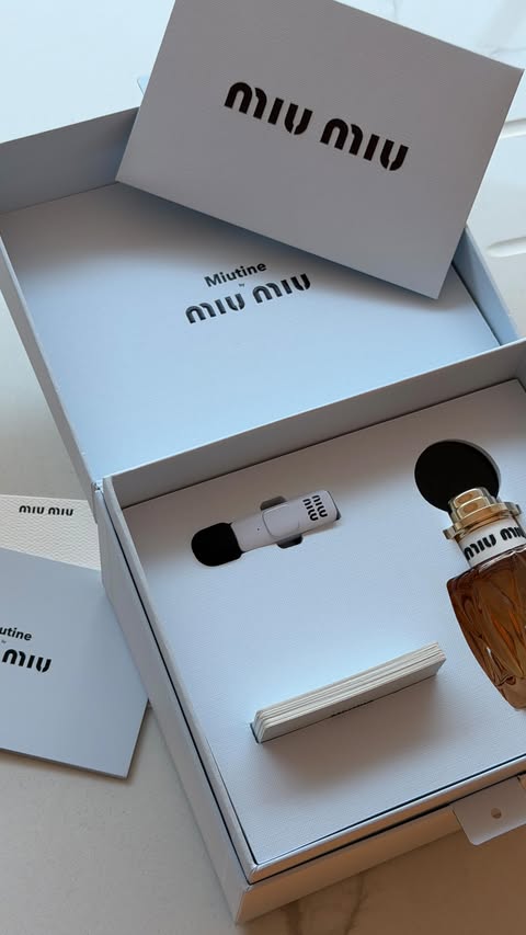 Instagram post by @ellliefrances for Miu Miu. Caption reads: MOTHERRRRRRRRRR im screaming thank you @miumiu....