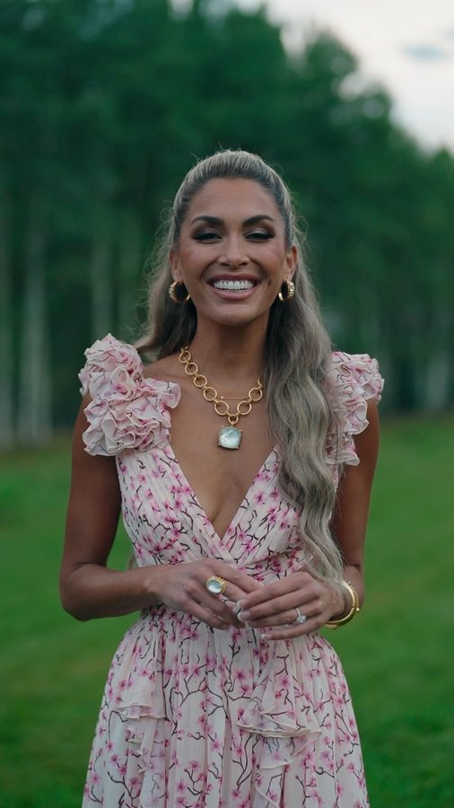 Instagram post by @alexandra__harper for Julie Vos. Caption reads: [...] from and every single time it’s always....