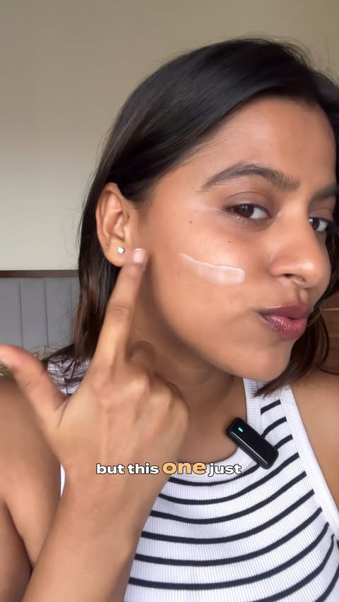 Instagram post by @basicallyjag for Dr Sheths. Caption reads: [...] just hydrated and glowy skin. @drsheths #ad....