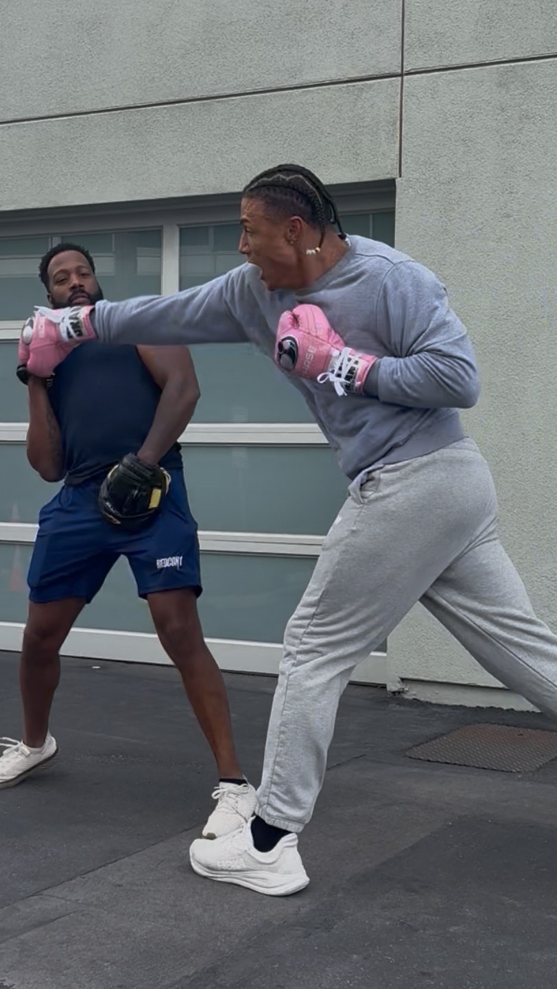 Instagram post by @staff_boxing for REDCON1. Caption reads: [...] #coachstaffinthebuilding

#teamredcon1....