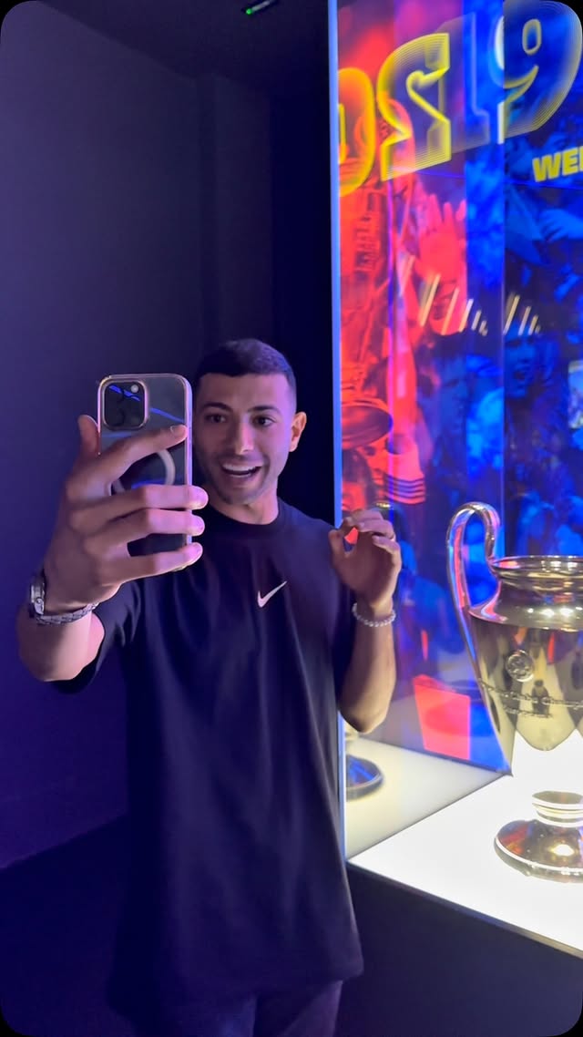 Instagram post by @amiryoussef.official for Sportsbet.io. Caption reads: [...] trophy cabinet 🔴🔵 together with....