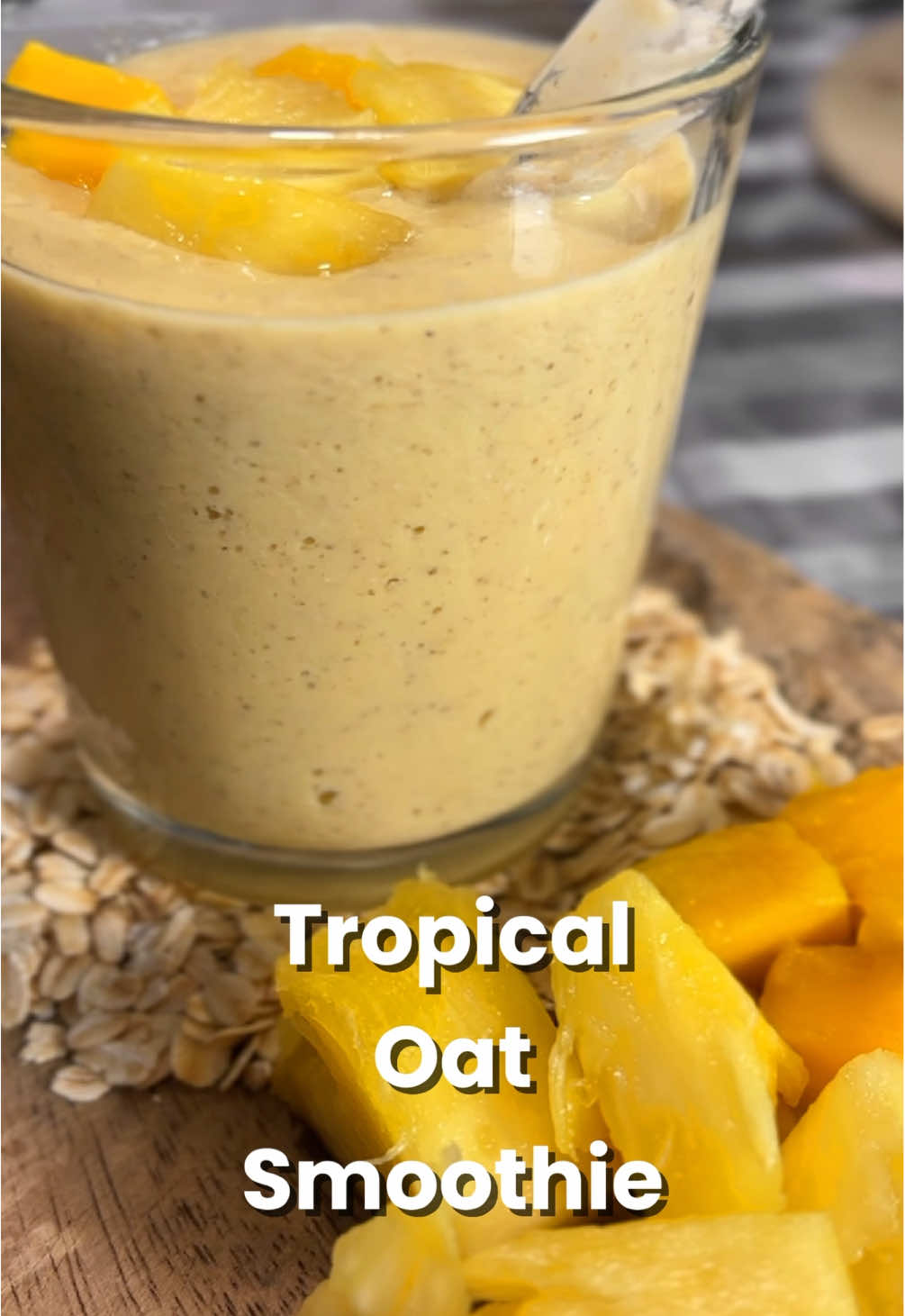 TikTok post by @thepcosdietitian.ph for Quaker Oats. Caption reads: Take control of your busy mornings the #QuakerFit....