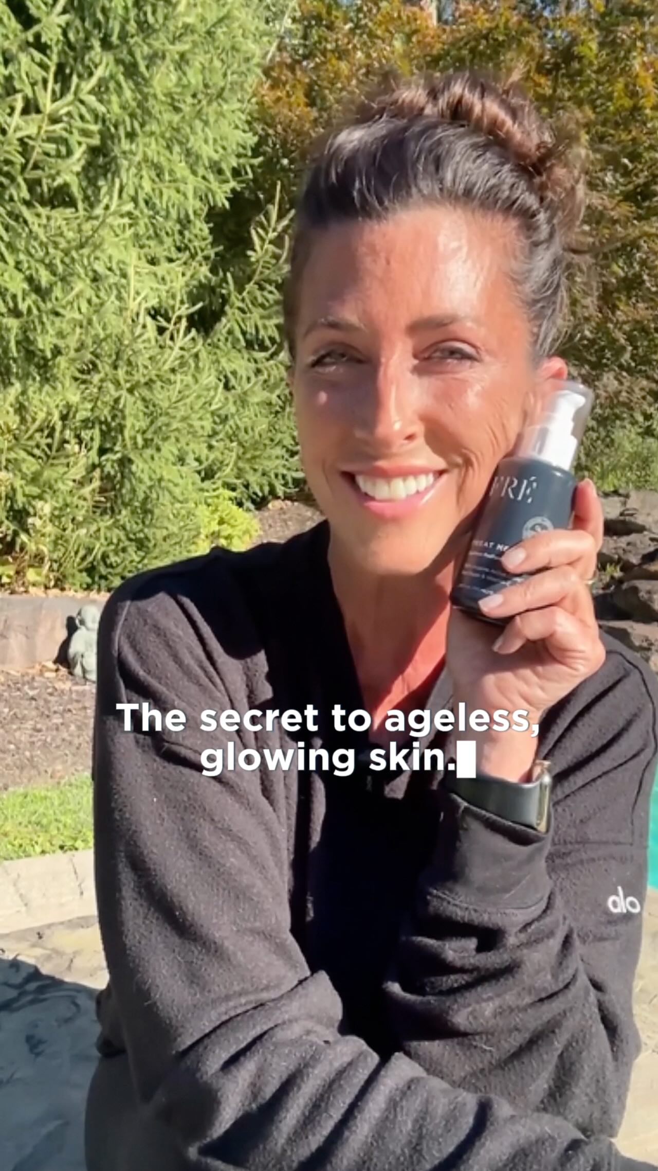 Instagram post by @andreaberlinschwartz for Freskincare. Caption reads: When the weather shifts, so do your skin’s needs.....