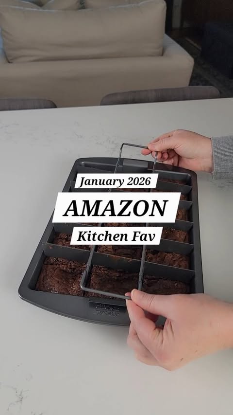 Instagram post by @homebytammy for Amazon Luna. Caption reads: Comment LINK to shop this smart way to make a pan....