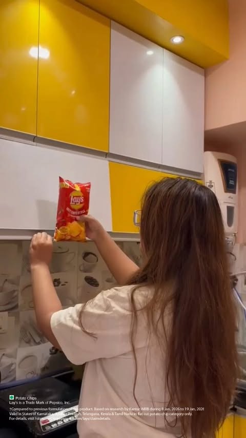 Instagram post by @_shairain_chak for Lay's. Caption reads: [...] every meal deserves that extra crunch! @lays....