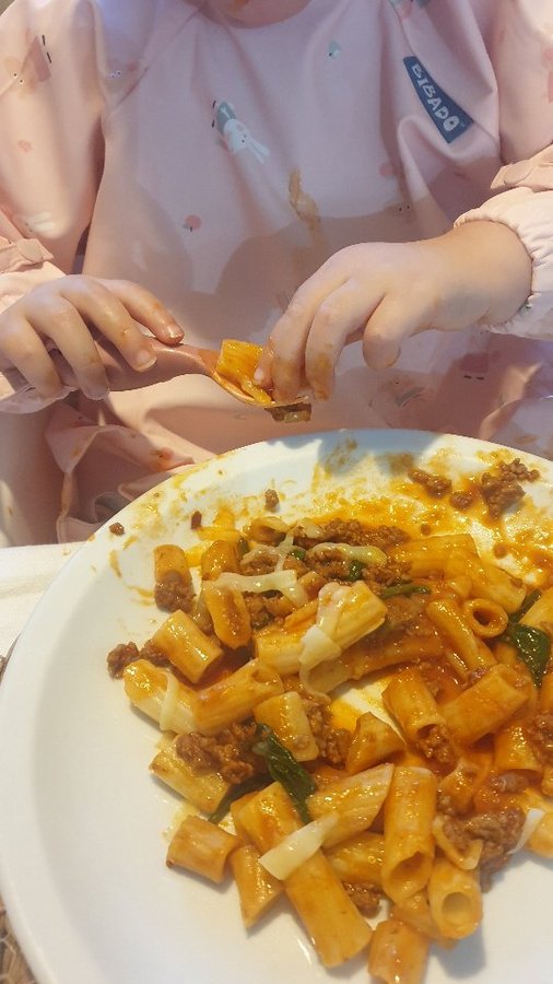 Instagram post by @littlecrafthouse3 for Bibado. Caption reads: 💡 Mum hack unlocked! Mealtimes used to mean food....