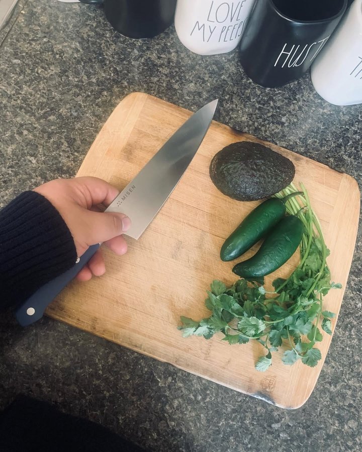 Instagram post by @soyagustintorres for Misen. Caption reads: [...] awesome new chefs knife from my friends....