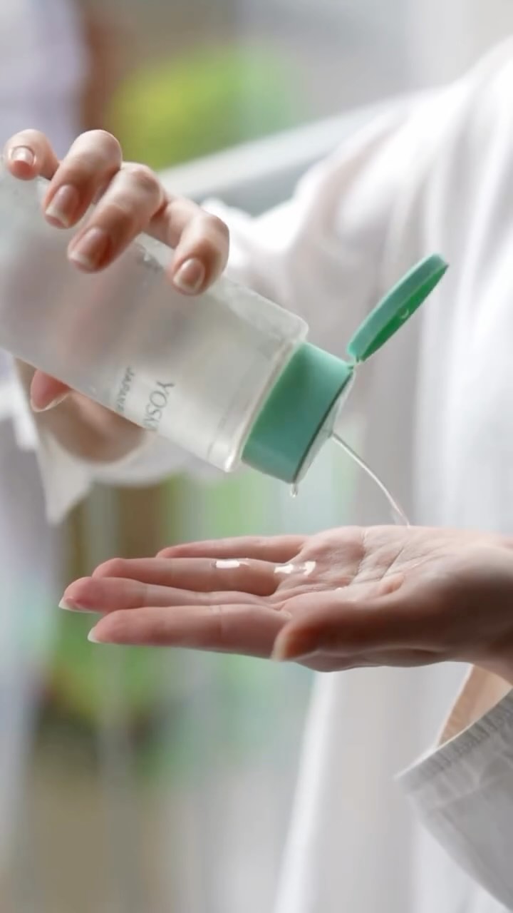 Instagram post by @pauli331 for BrandLift. Caption reads: Nie trzeba być w tym samym wieku, by czuć tak....