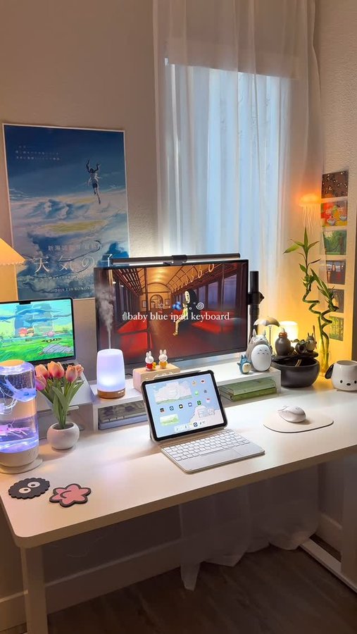 Instagram post by @bearyspacey for inateck. Caption reads: adoring this ipad keyboard! ☁️ | @inateck 

link....