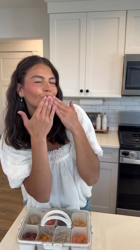 Instagram post by @allieseabock for Kodiak Cakes. Caption reads: [...] a hit! You guys will have to try the....