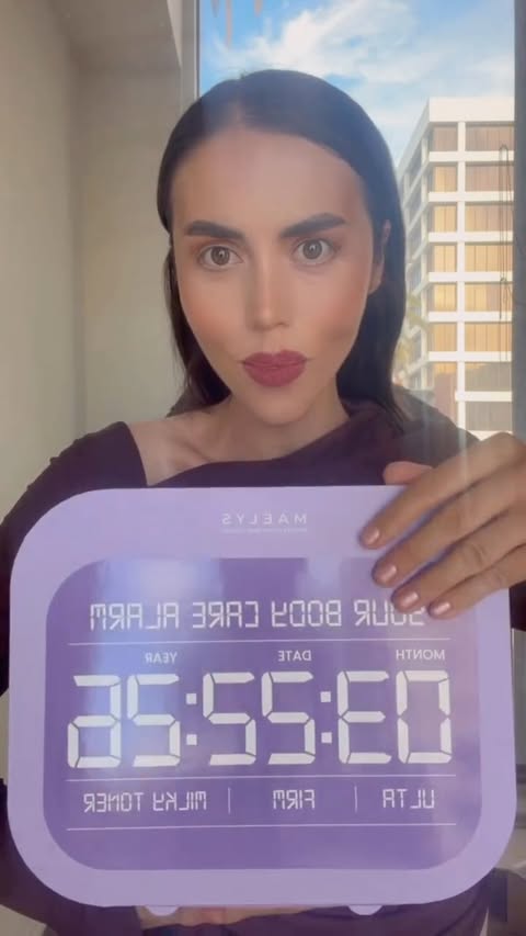 Instagram post by @esraurn for MAËLYS. Caption reads: @maelys_cosmetics.