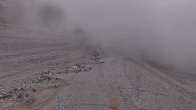 Instagram post by @dolomythsrun for Salomon Italia. Caption reads: 🇮🇹 @dolomythsrun #skyrace 
Si è scritta un’altra....