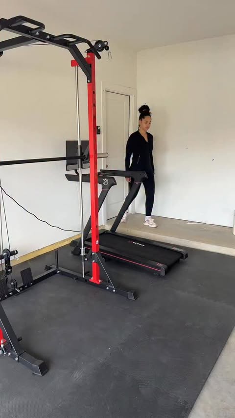 Instagram post by @laurynandsteph for Tronsmart. Caption reads: Got me locked in 🎧🤍 @tronsmart #fyp #workout....