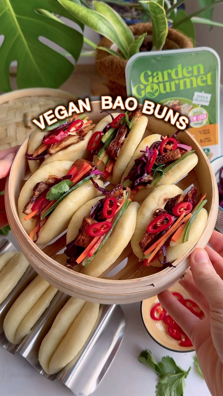 Instagram post by @vegansofzuri for COOP. Caption reads: 💥VEGAN BAO BUNS⁠💥
⁠
Ad/ A Bao-tiful....