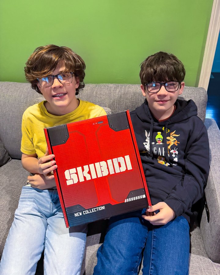 Instagram post by @dunnfamilyfun for Bonkers Toys. Caption reads: ATTENTION ALLIANCE MEMBERS AND SKIBIDI FANS! Don’t....