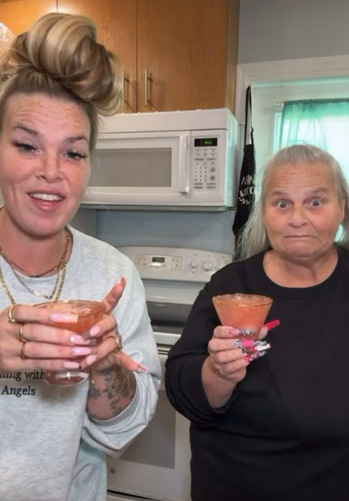 TikTok post by @itsmamacookie for Ultima Replenisher. Caption reads: [...] today, let's make a drink with @Ultima....