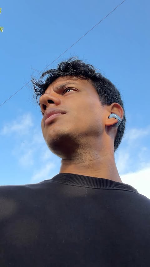 Instagram post by @aryansurendranath for Noise. Caption reads: These are the Noise ALT Clip, they bring an....