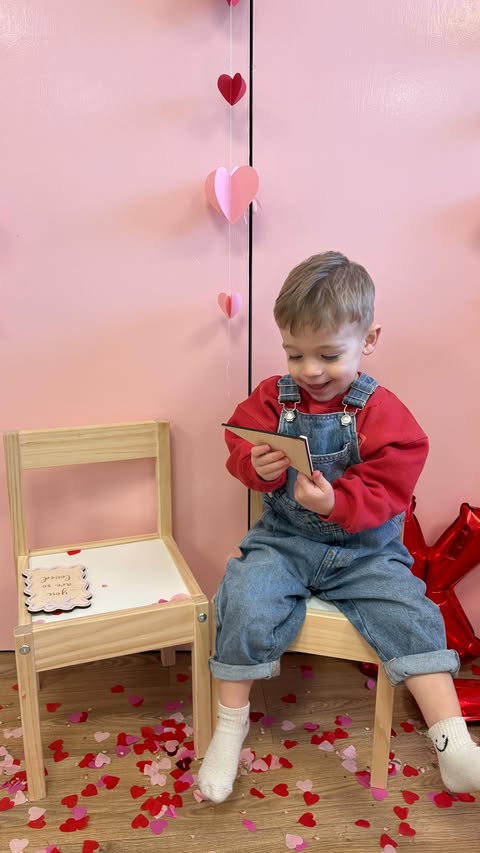 Instagram post by @melissa.ellenroberts for Crocs. Caption reads: [...] ourselves era 🤣 Thank you so much @crocs....