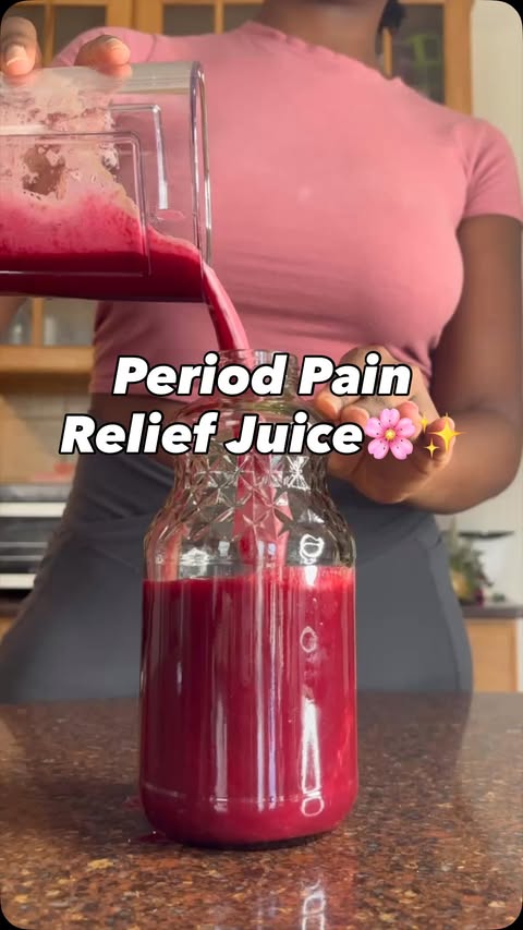 Instagram post by @italeatsandtreats for Kuvings. Caption reads: [...] relief juice ✨🌸💗🌱 Juicer is the....