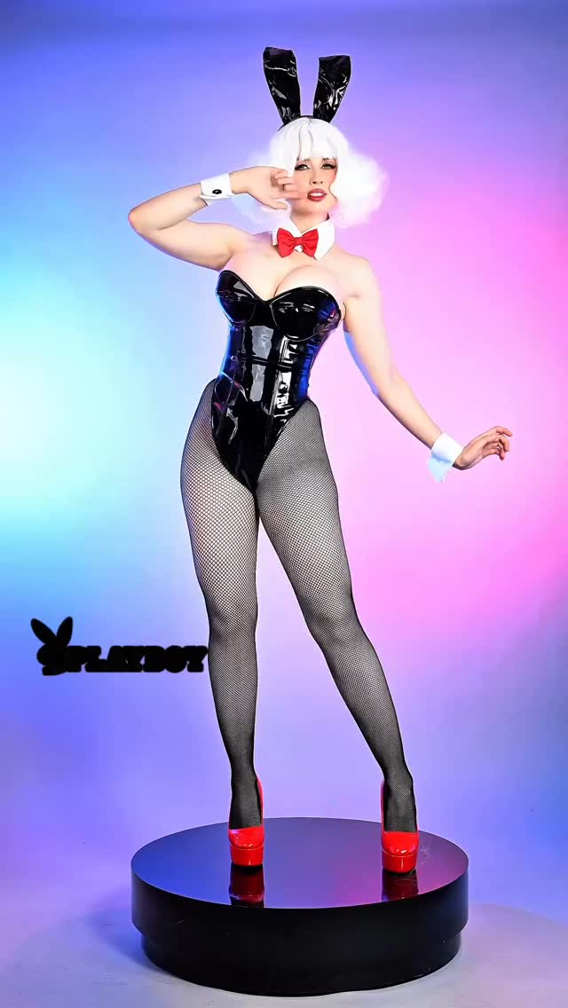 Instagram post by @azulettecosplay for Snag Tights. Caption reads: Still need some fabulous tights to finish your....