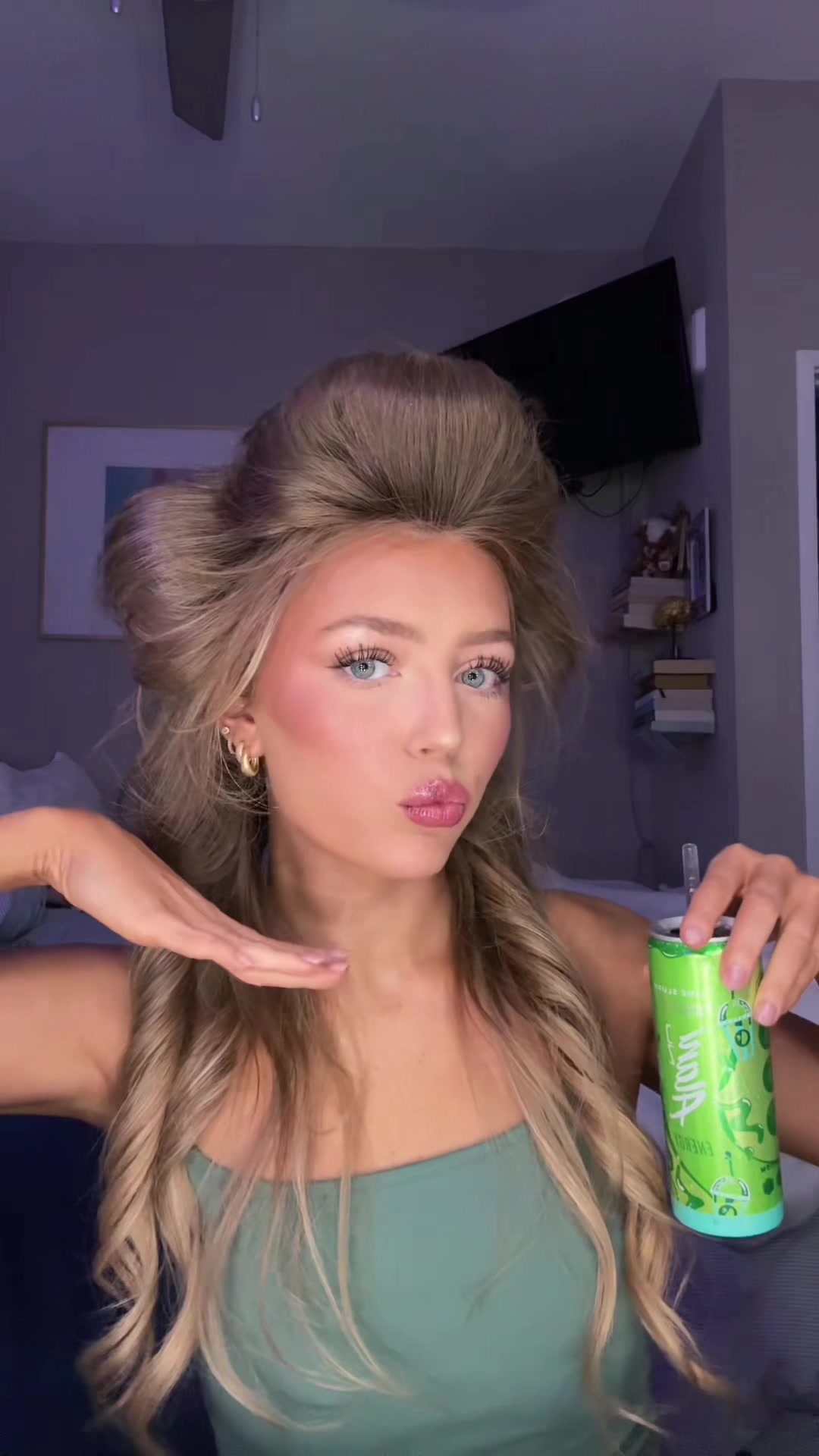 TikTok post by @makeitraeneee for Physicians Formula. Caption reads: [...] @tarte cosmetics @ONE SIZE BEAUTY....