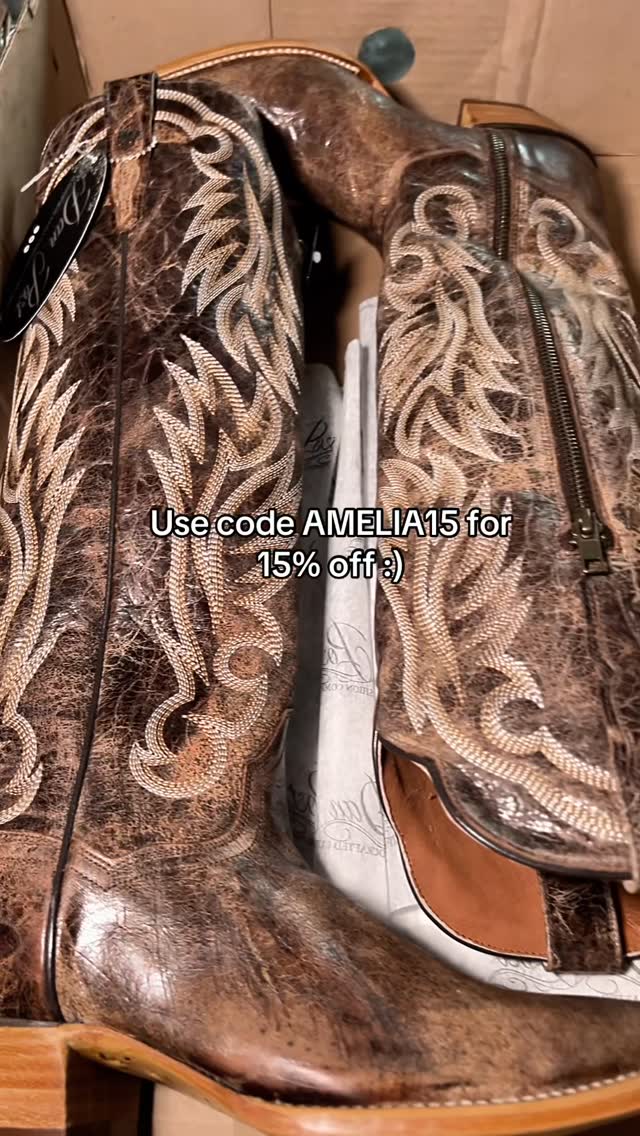Instagram post by @amelia_moose33 for Dan Post Boot Company. Caption reads: @danpostbootco use code AMELIA15 for 15% off :)....