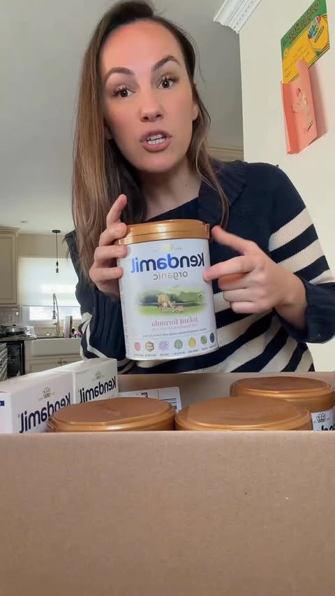 Instagram post by @liridonalun for Kendamil. Caption reads: @kendamil.usa for my 3rd baby ❤️❤️ #formula [...].