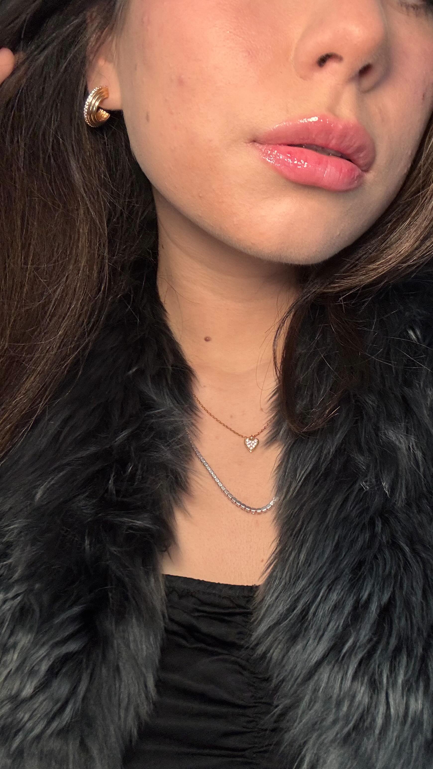 Instagram post by @darla.amartinez for Estella Bartlett. Caption reads: It’s Black Friday at Estella Bartlett! You can....